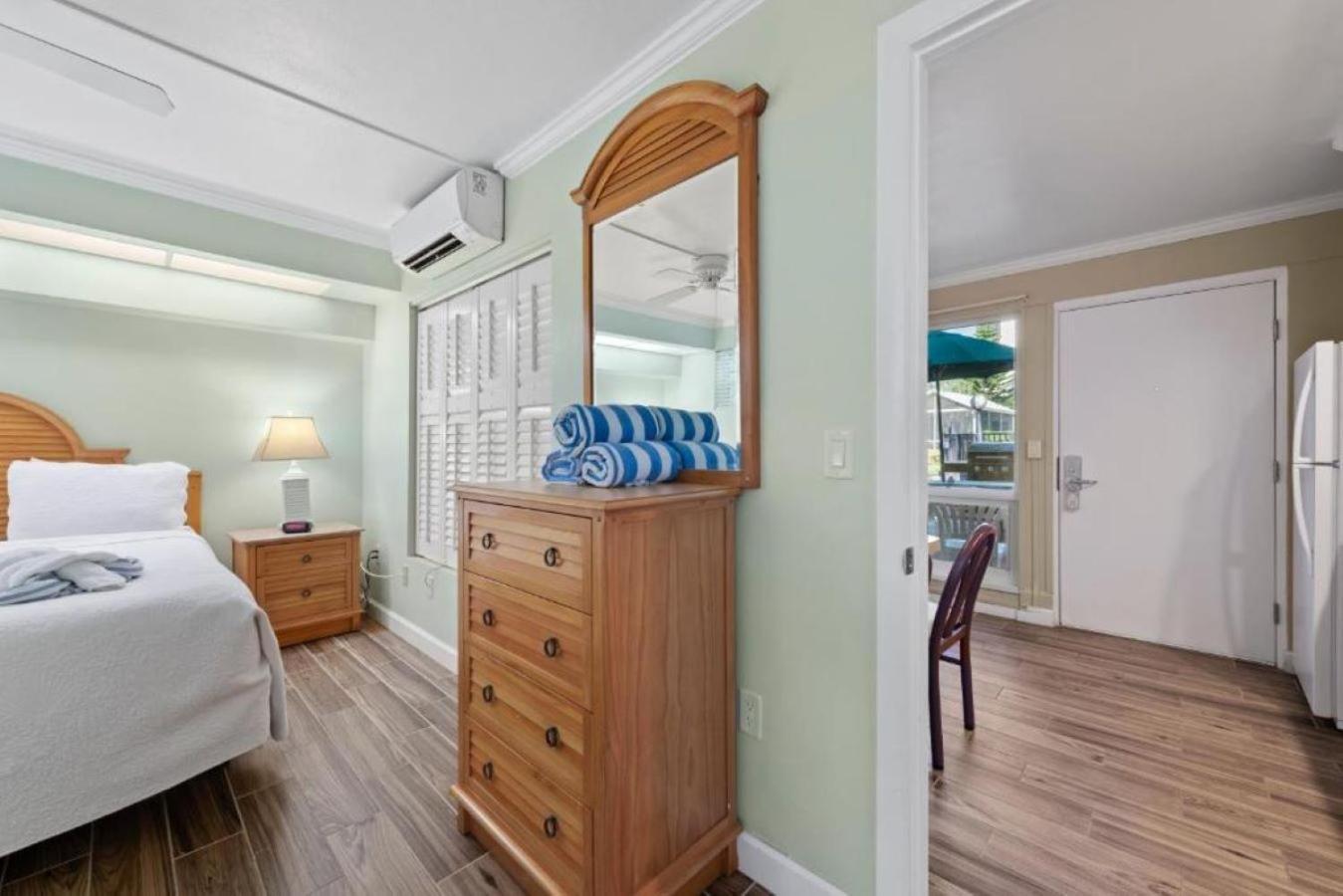 Caribbean Beach Club Fort Myers Beach Extérieur photo